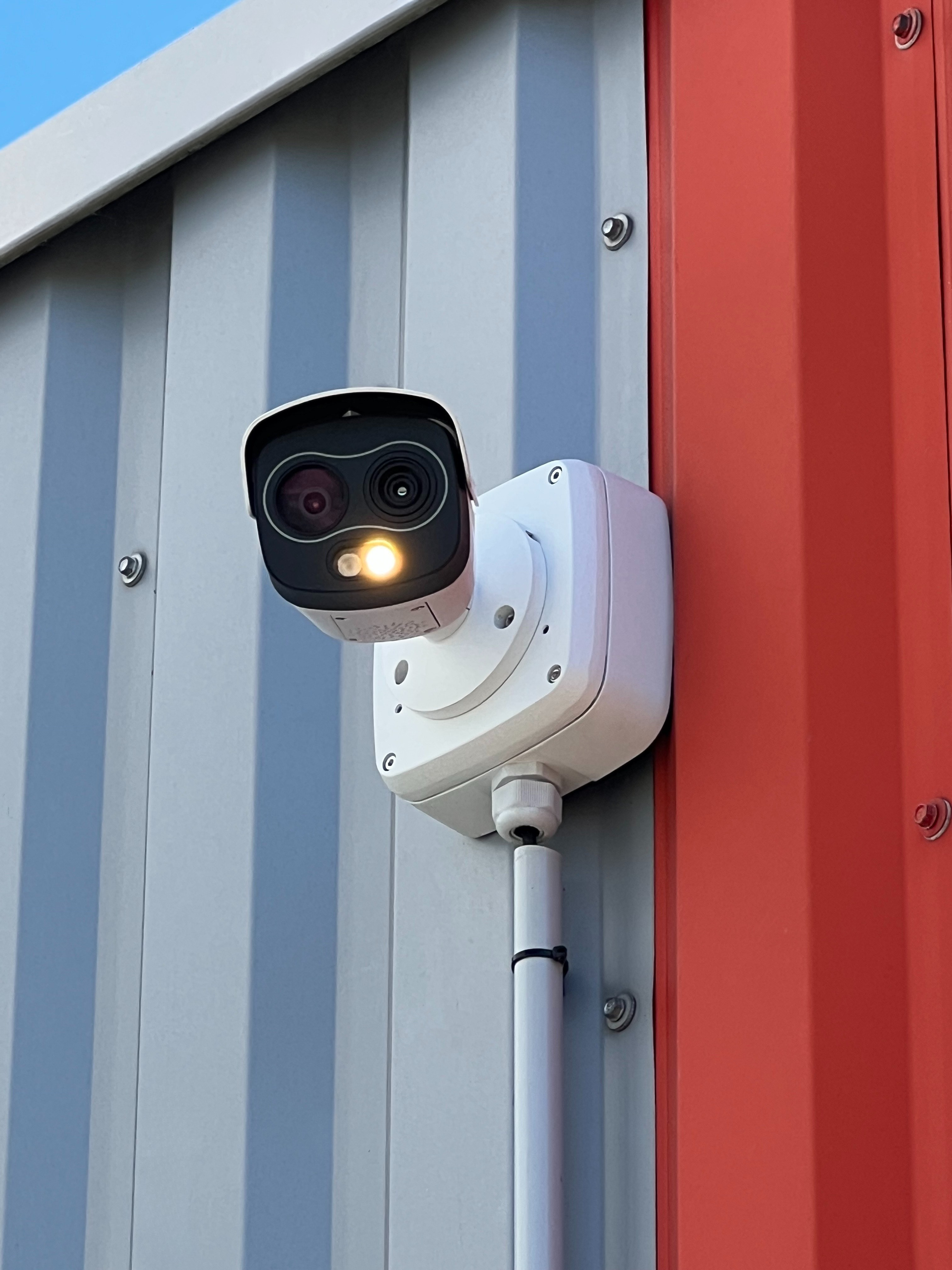 Detecvel Tertrais Systemes De Securite Agricole Ille Et Vilaine Photo Galerie Photos Site Internet Camera Thermique Page Accueil Detecvel